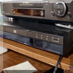 E15. Sony Bluray player. Model BDP-S300 - $30
